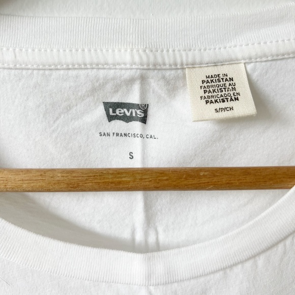 Levi’s Logo Tee - Picture 3 of 3